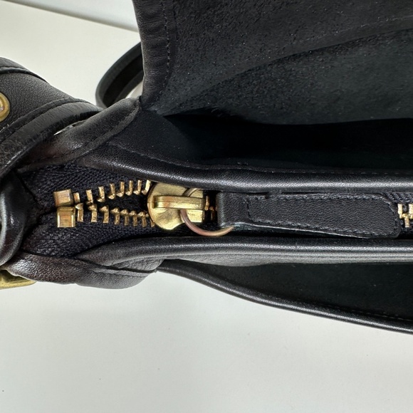 Vintage Coach Patricia's Legacy Crossbody Saddle Flap Bag 9951 Black Leather - Picture 9 of 16